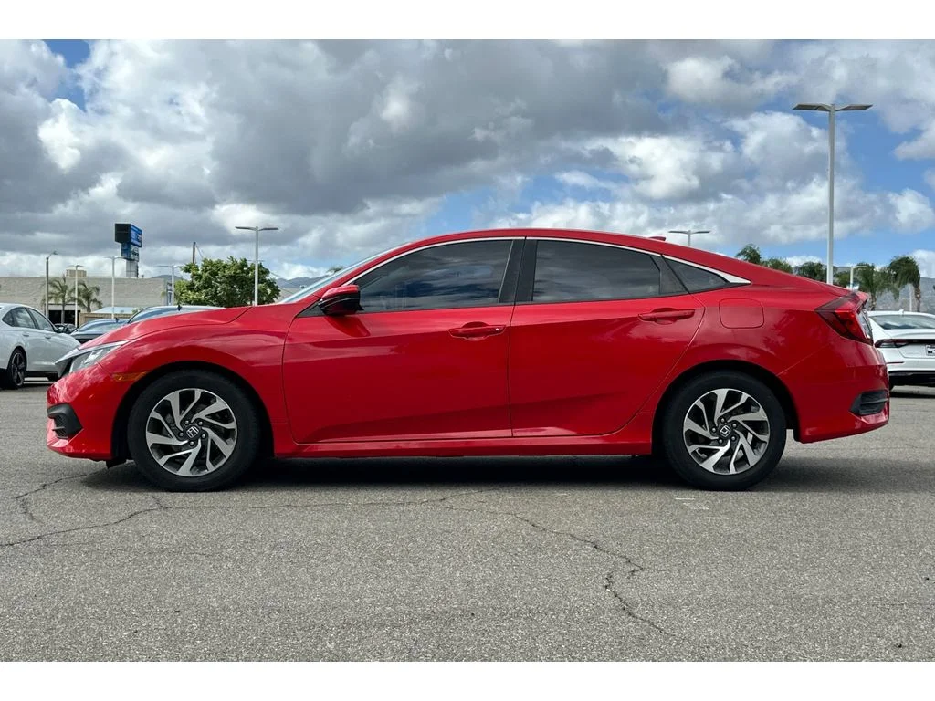 Used 2018 Rallye Red Honda EX image 2