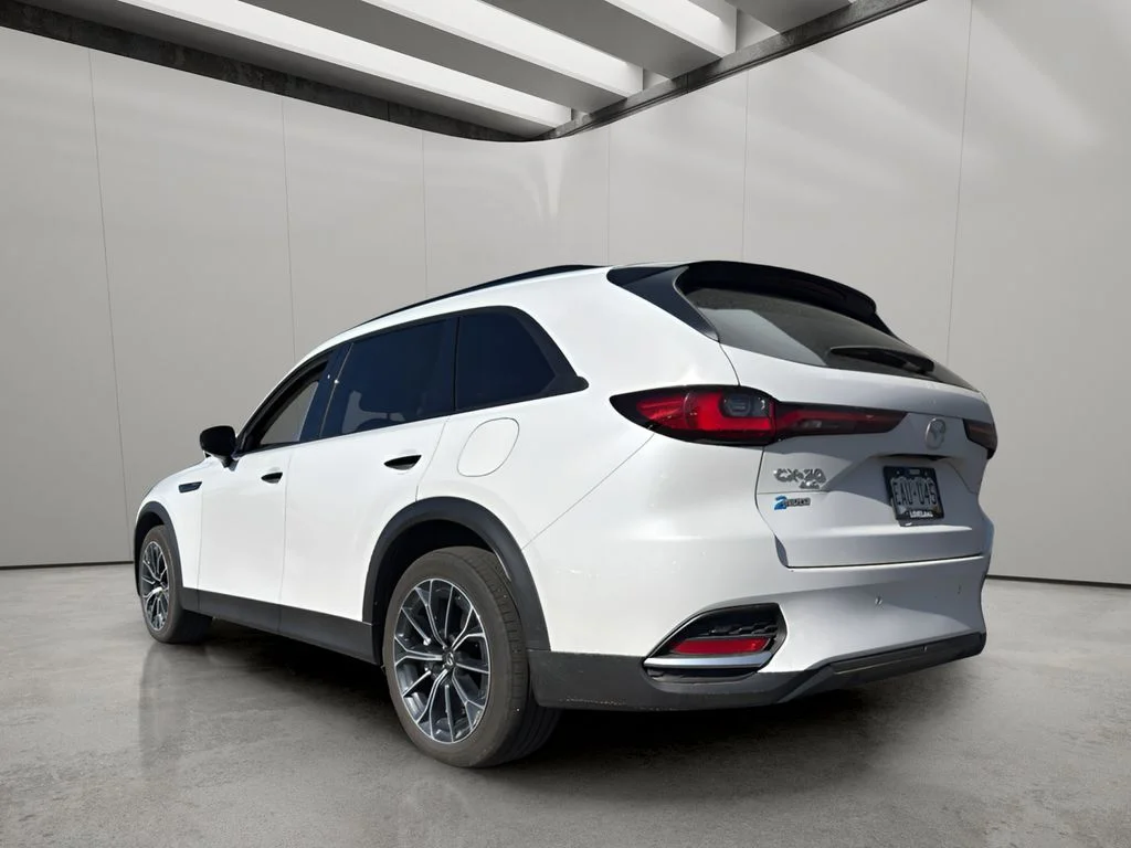 Used 2025 Rhodium White Premium Mazda Premium Package image 1