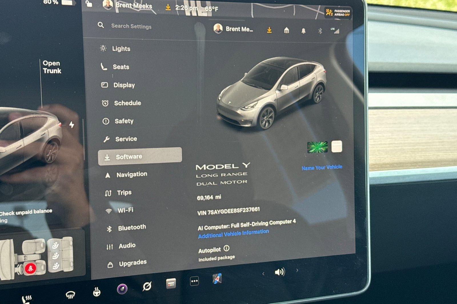 Used 2025  Tesla Long Range image 29