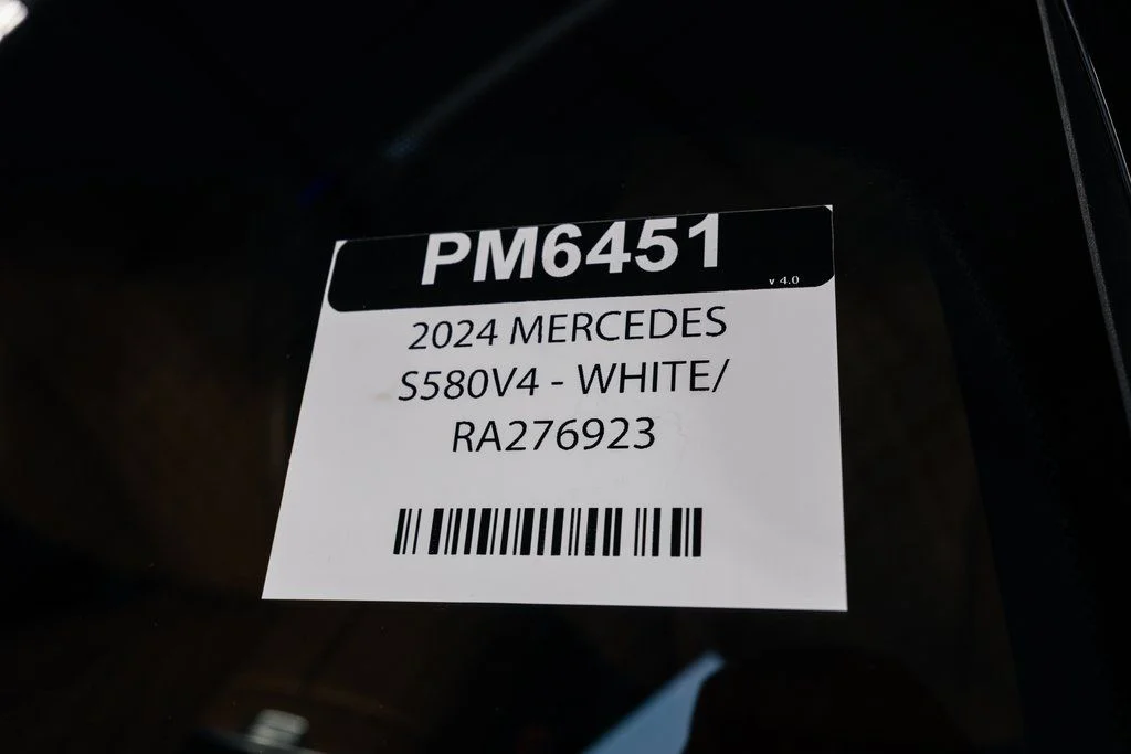 Used 2024 MANUFAKTUR Moonlight White Magno Mercedes-Benz S 580 image 42