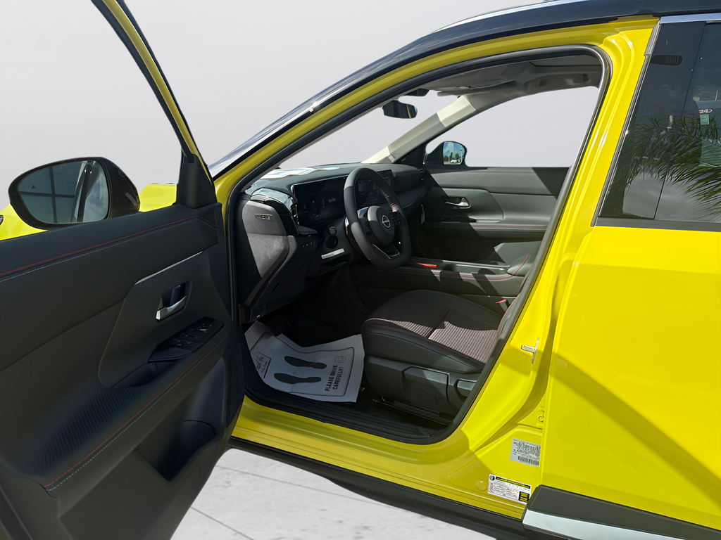 2026 Nissan KICKS SR - Photo 11