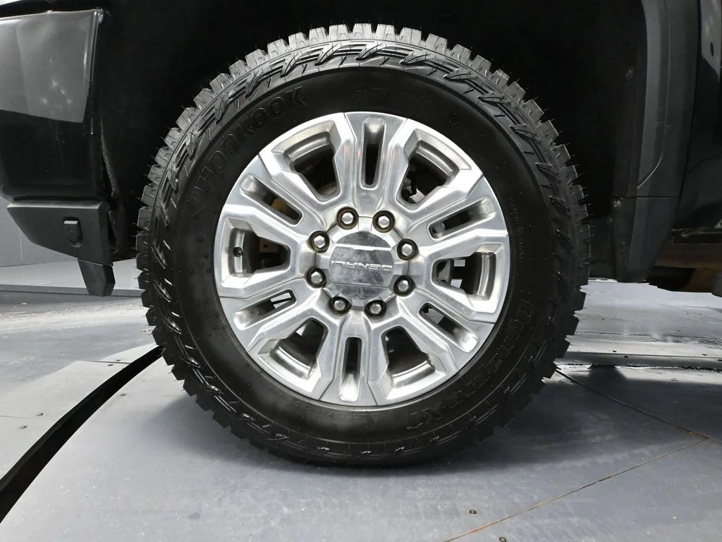 Used 2023 Black GMC Denali image 20