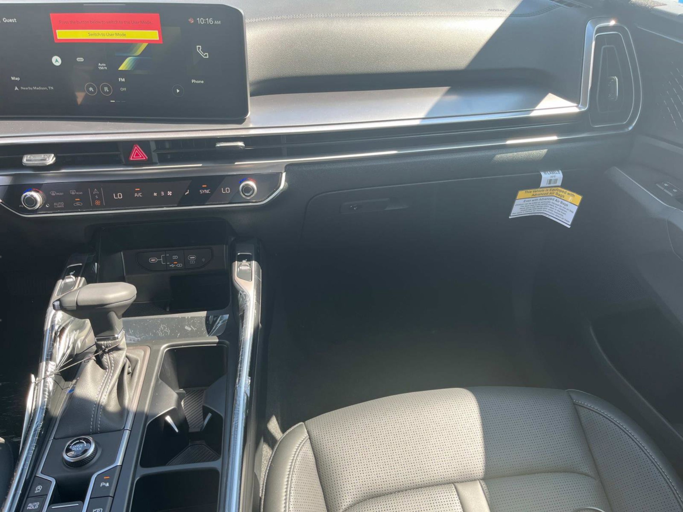 2025 Kia Sorento EX - Photo 13