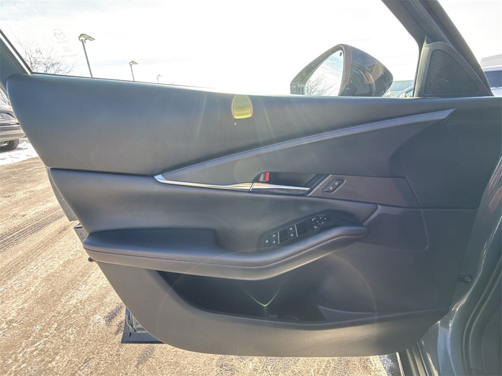 2023 MAZDA CX-30 - Image 12