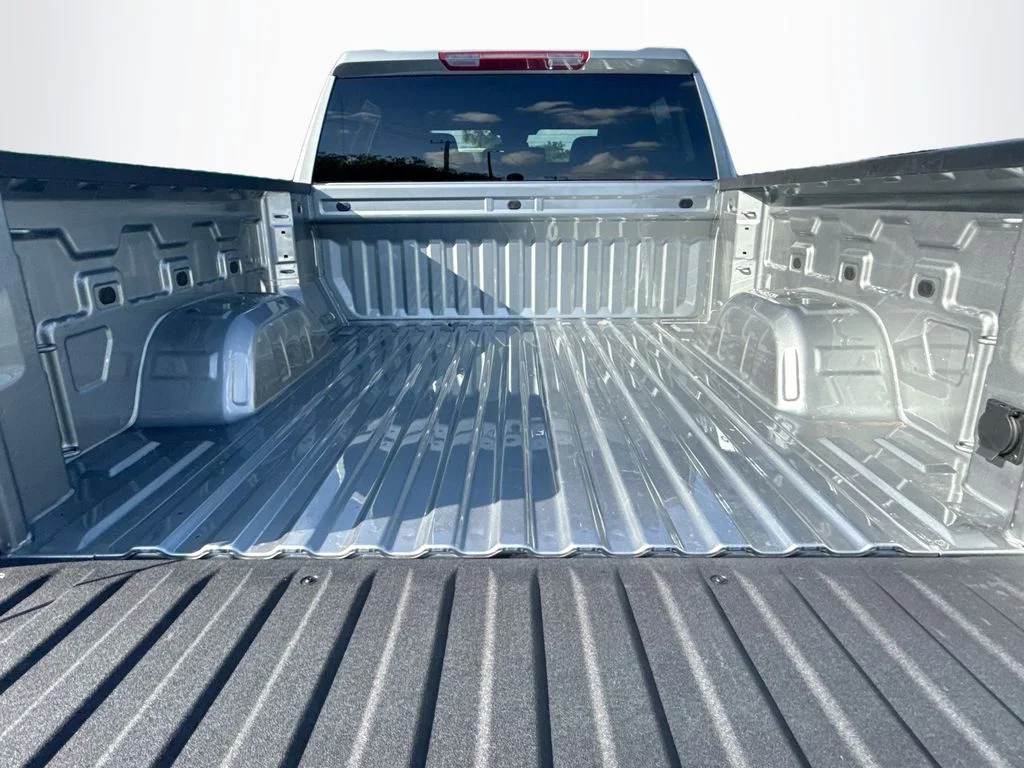 Used 2026 Gray Chevrolet RST image 30