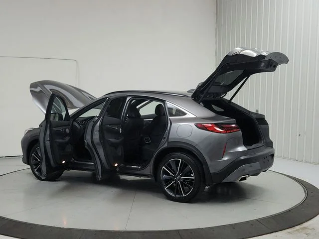 Used 2025 Gray INFINITI ESSENTIAL image 13