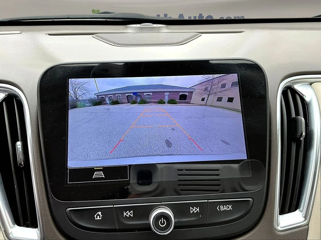 2024 Chevrolet Malibu 2LT - Photo 17