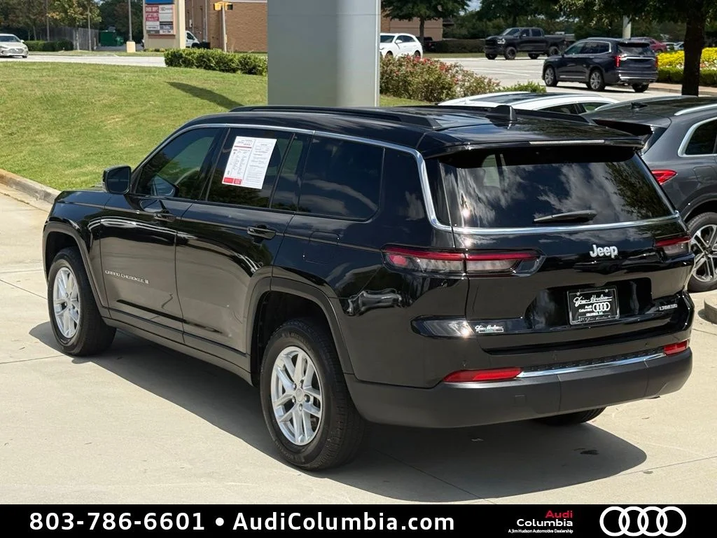 Used 2025 Black Jeep Laredo image 11
