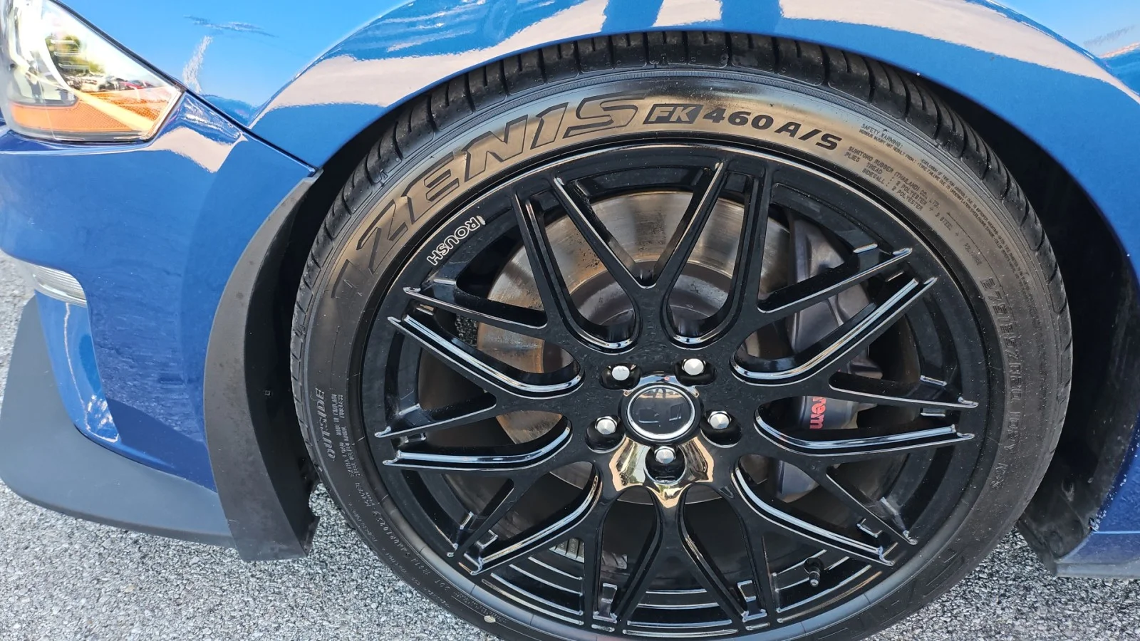 Used 2022 Blue Ford GT Premium image 9