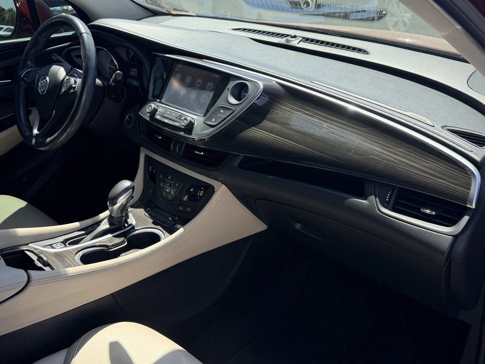 Used 2019 CHILI RED METALLIC Buick Preferred image 7