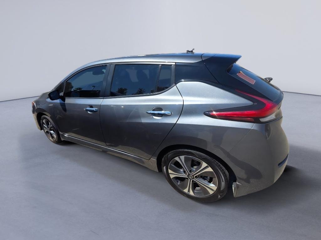 Used 2022 Gun Metallic Nissan SV PLUS image 2