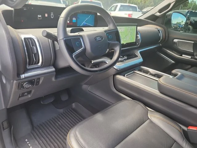 New 2025 White Metallic Ford Tremor image 22