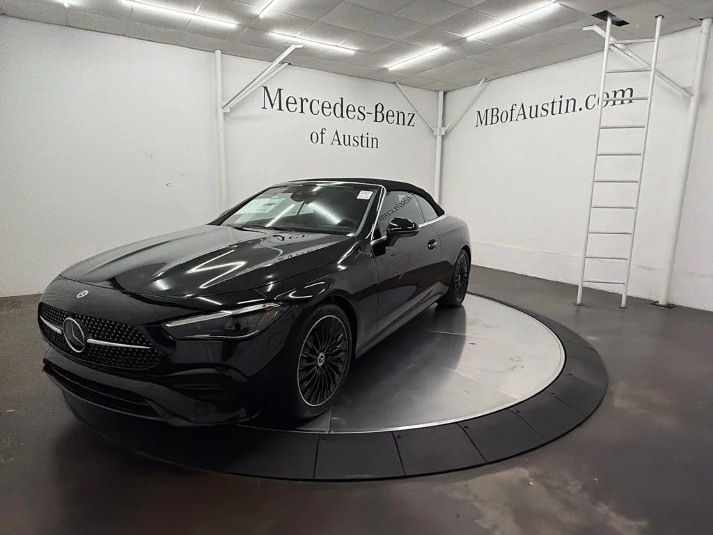 New 2027 Black Mercedes-Benz CLE 300 image 3