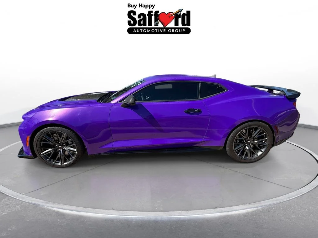 Used 2017 White Chevrolet ZL1 image 4