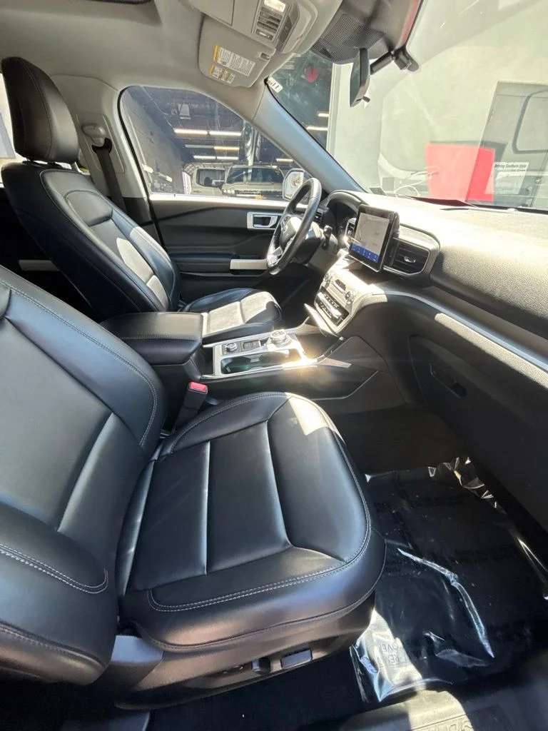 Used 2023 White Ford XLT image 28