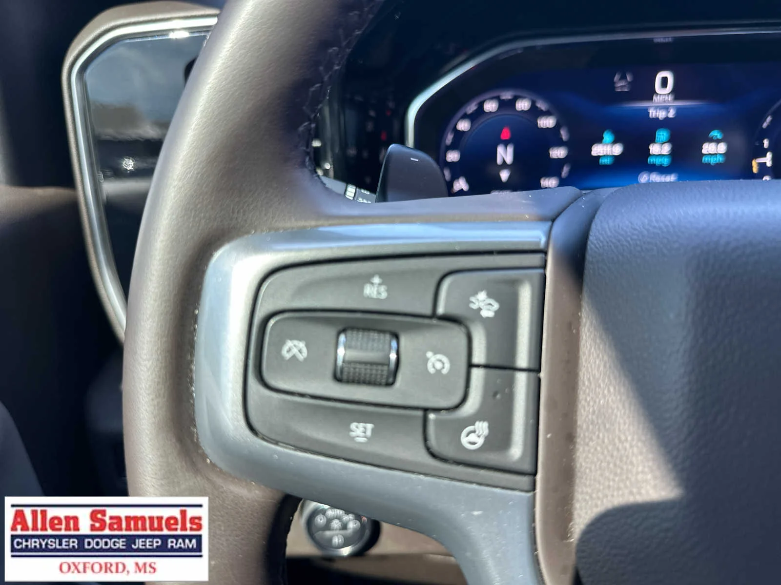 Used 2024 Summit White Chevrolet RST image 29