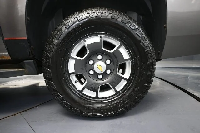 Used 2013 Gray Chevrolet LT image 9