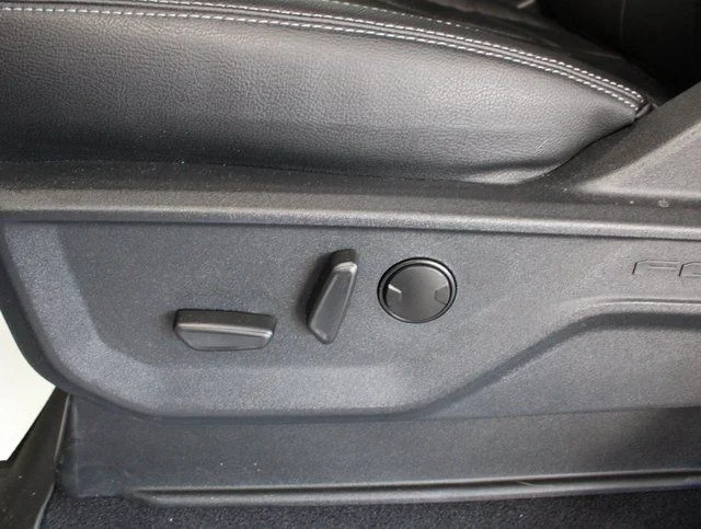 New 2023 Carbonized Gray Metallic Ford XLT image 16