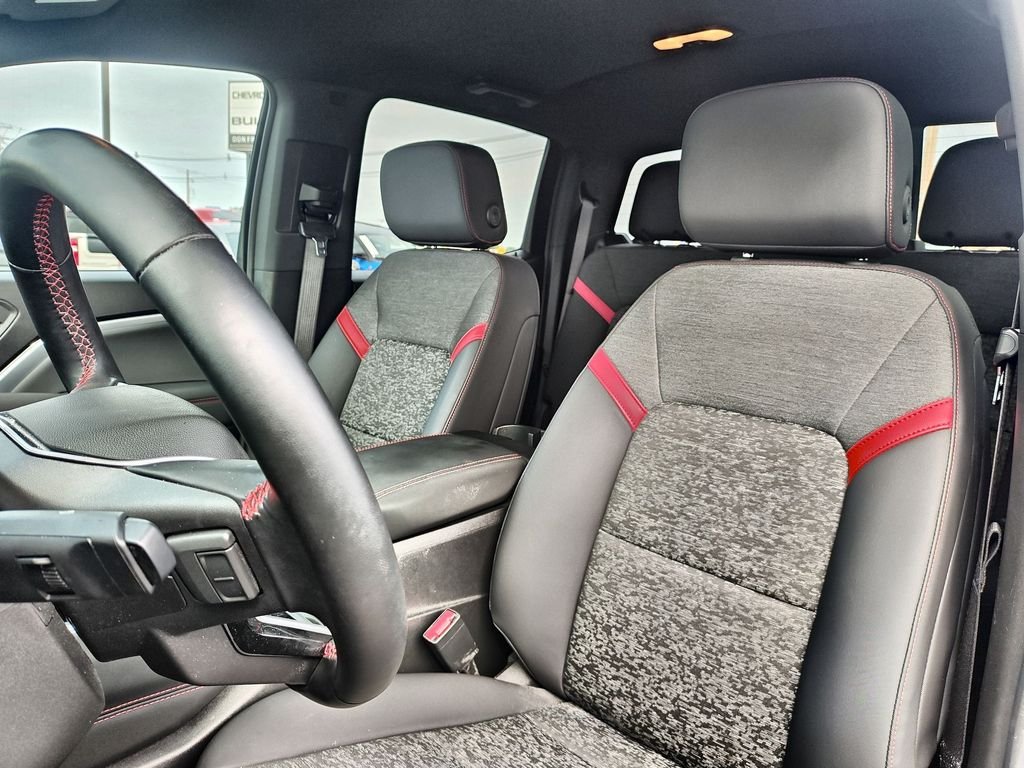 Used 2024 Red Chevrolet Z71 image 11