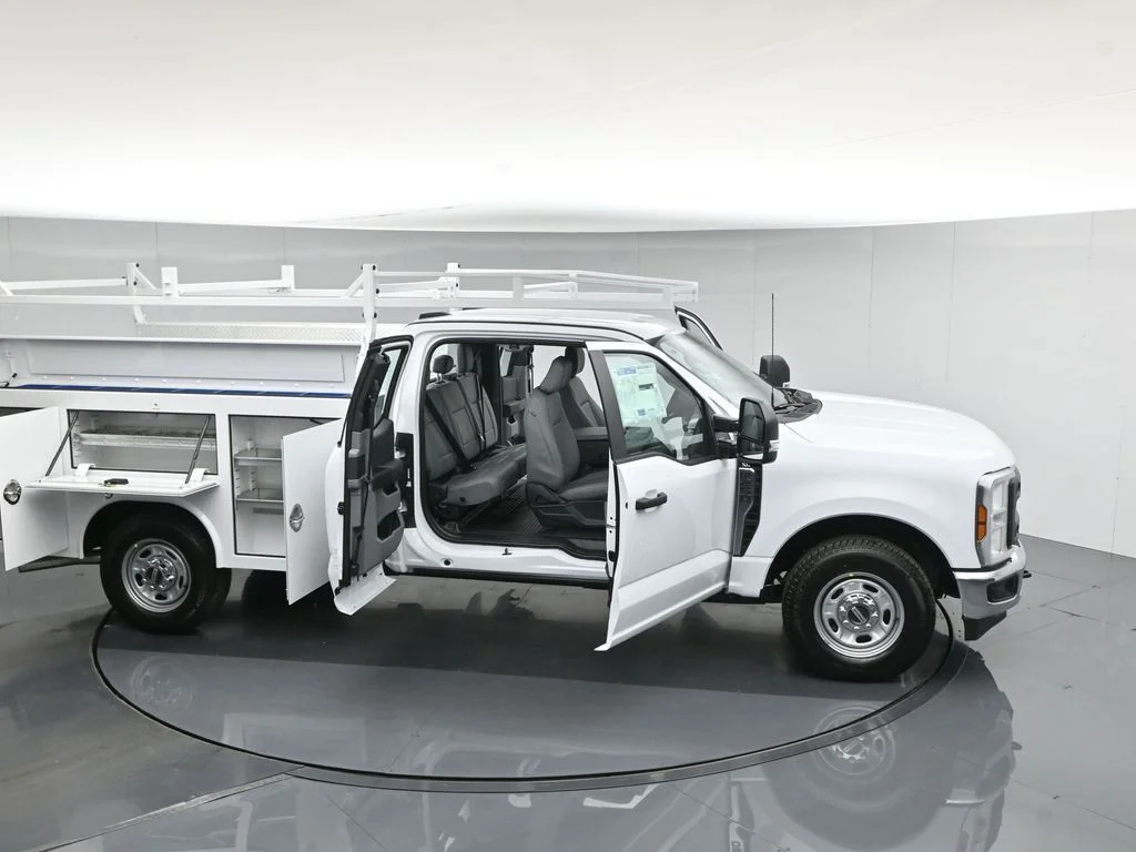New 2026 Oxford White Ford XL image 83