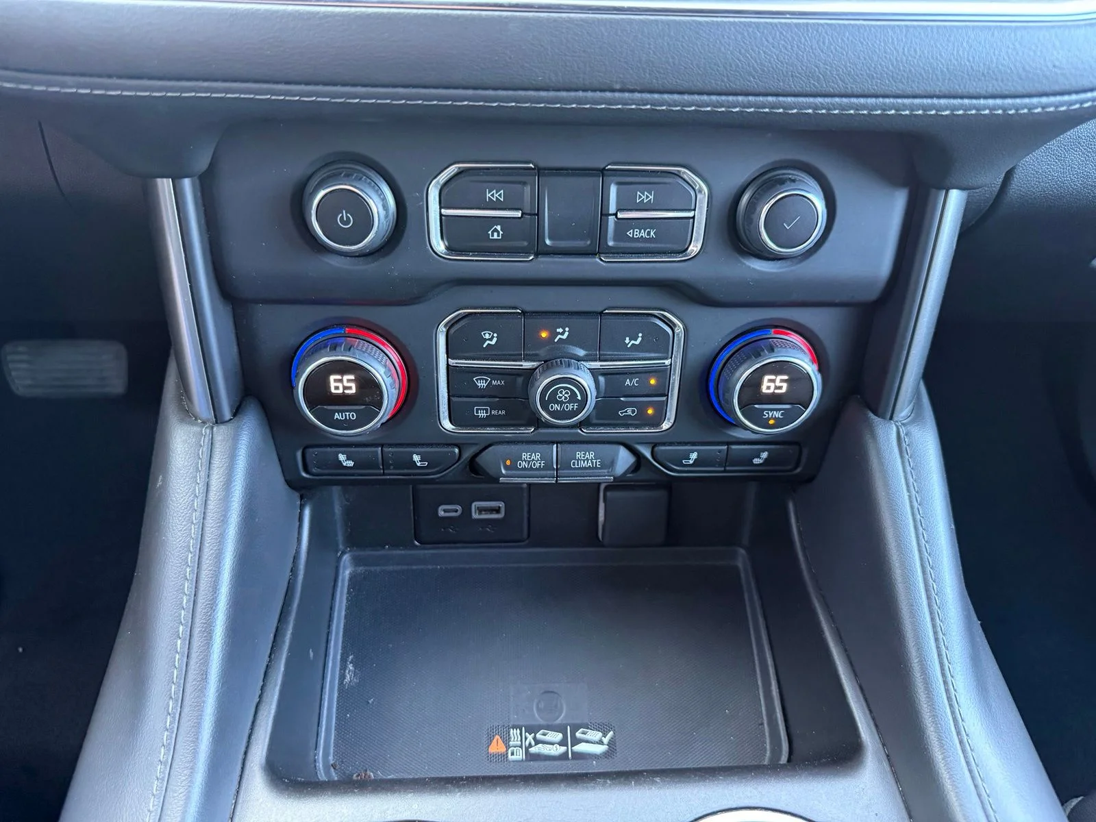 2023 Chevrolet Tahoe LT - Photo 25
