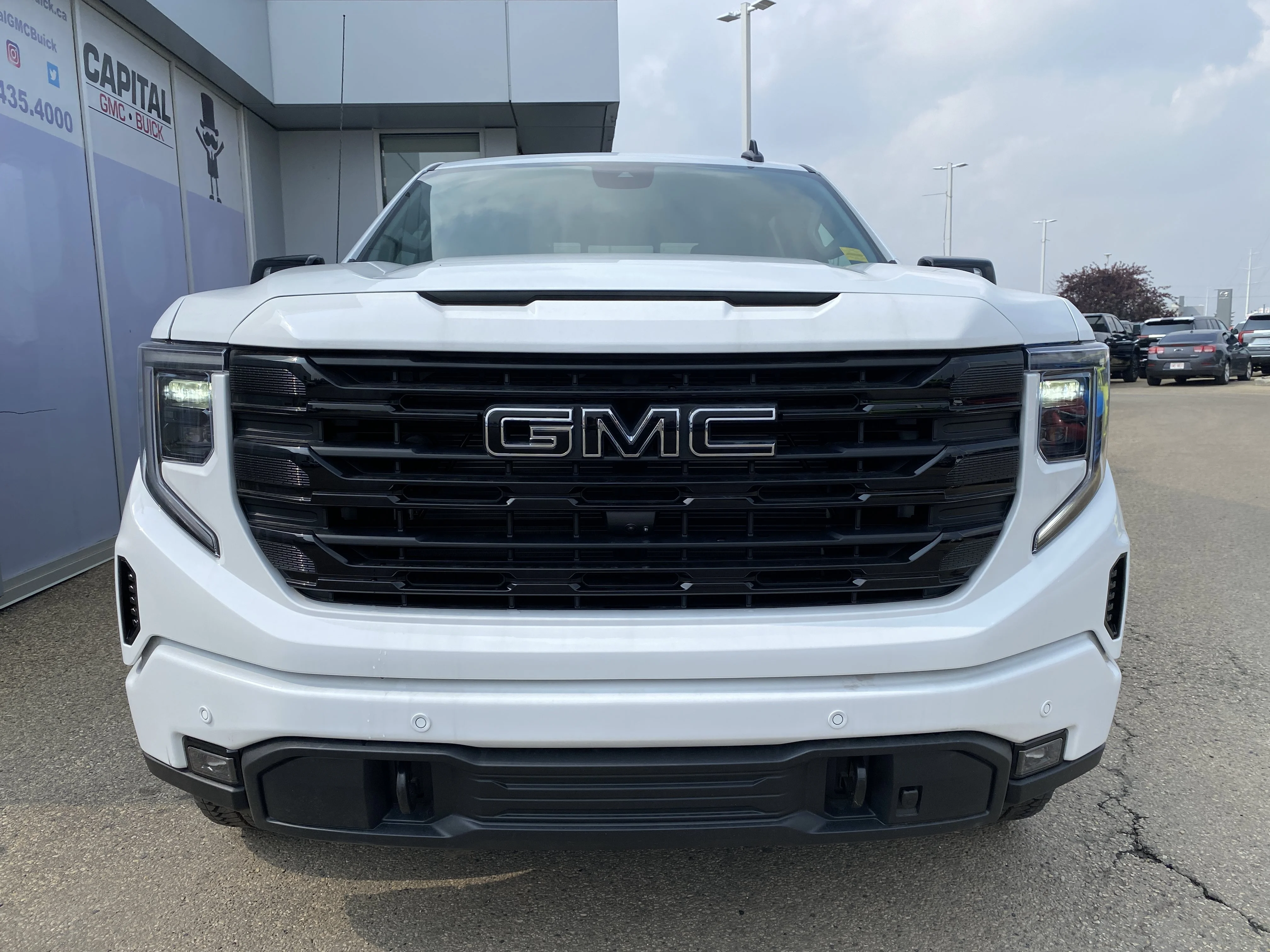 New 2026 Summit White GMC Elevation image 9