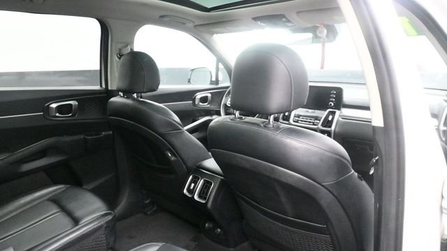 Used 2021 White Kia EX image 16