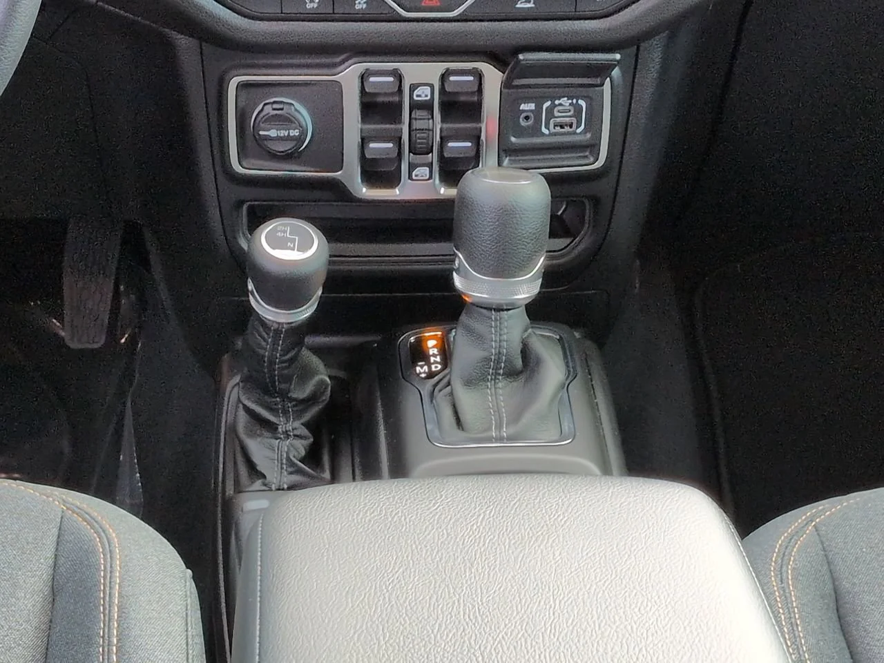 Certified Used 2026 Hydro Blue Pearlcoat Jeep Sport image 18