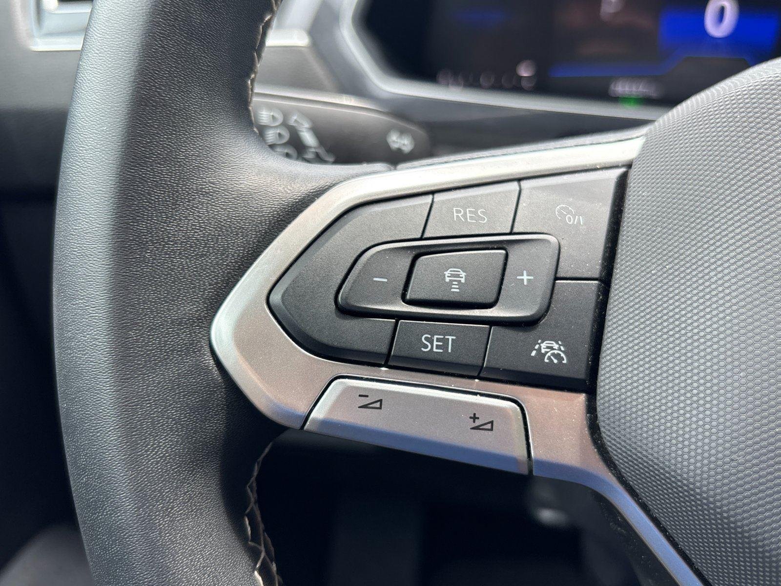Used 2024 Platinum Gray Metallic Volkswagen S image 18