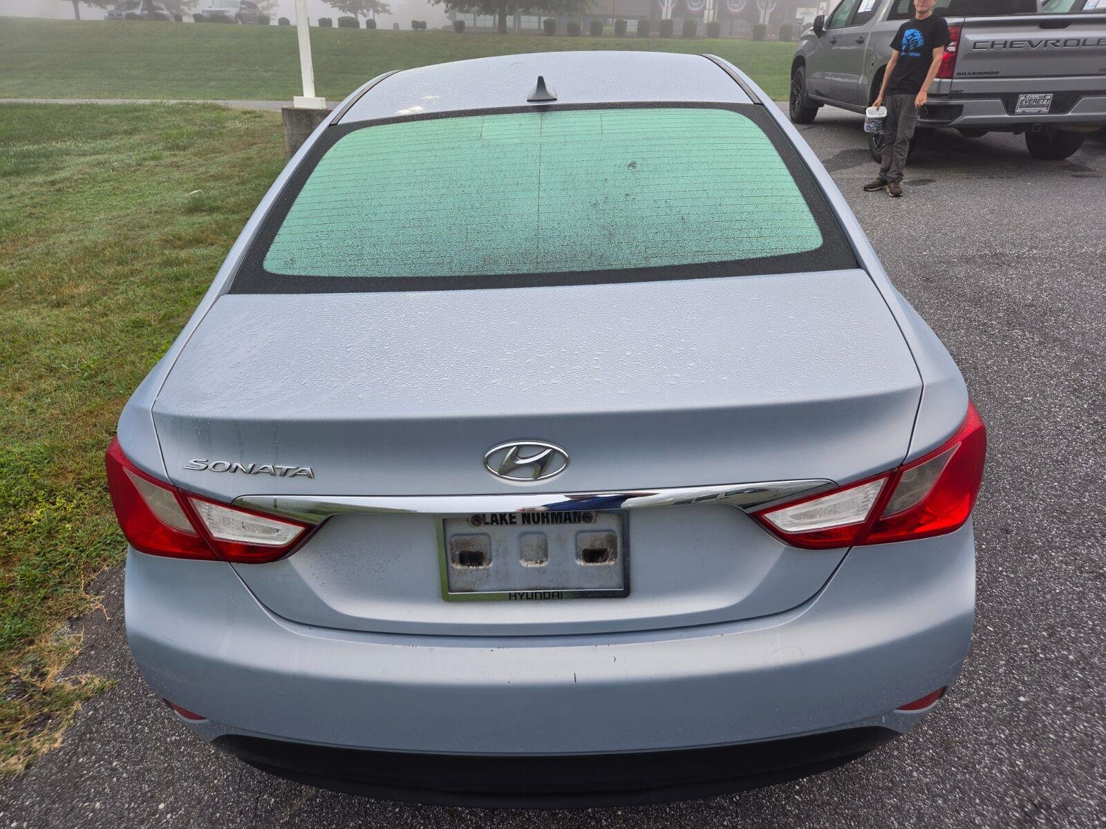 Used 2014 Silver Hyundai GLS image 6