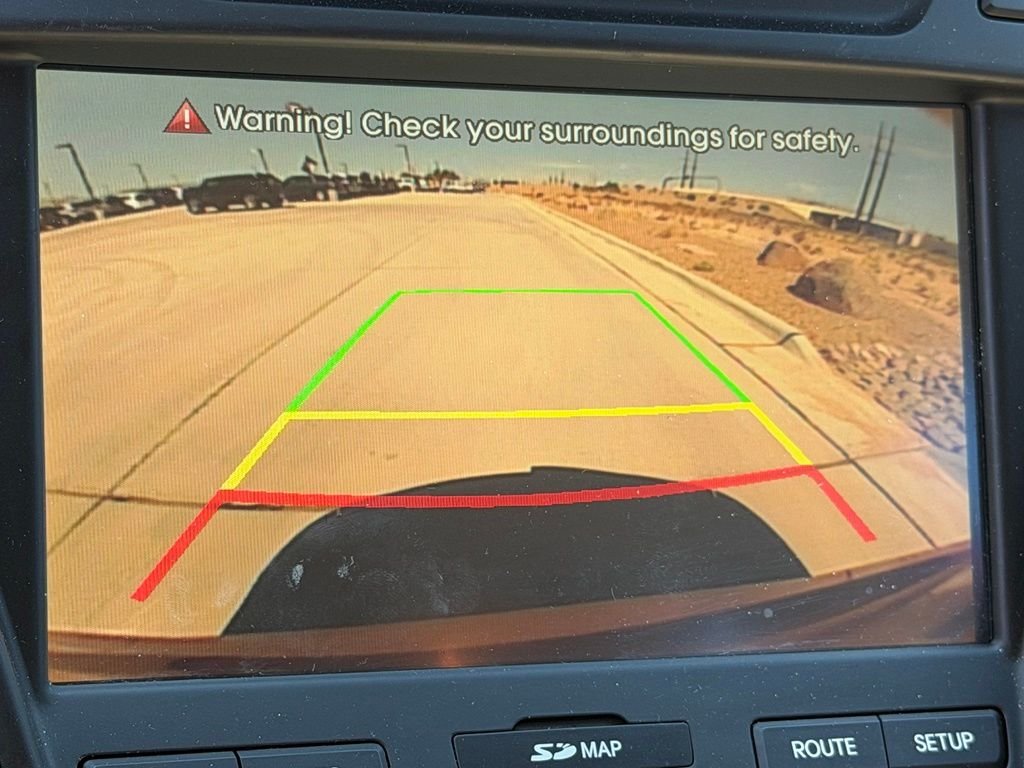 Used 2014 Red Hyundai Base image 31