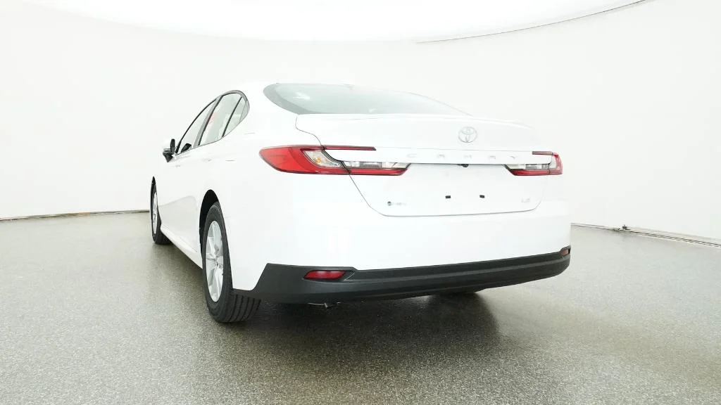 New 2026 Ice Cap Toyota LE image 19