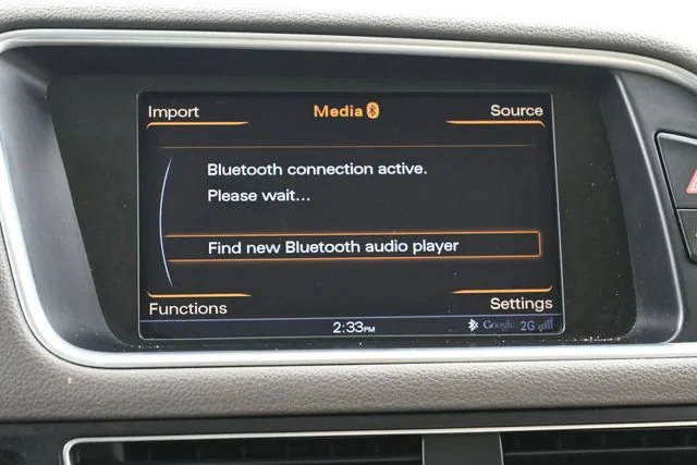 Used 2024 White Frost Tricoat Buick Avenir image 16