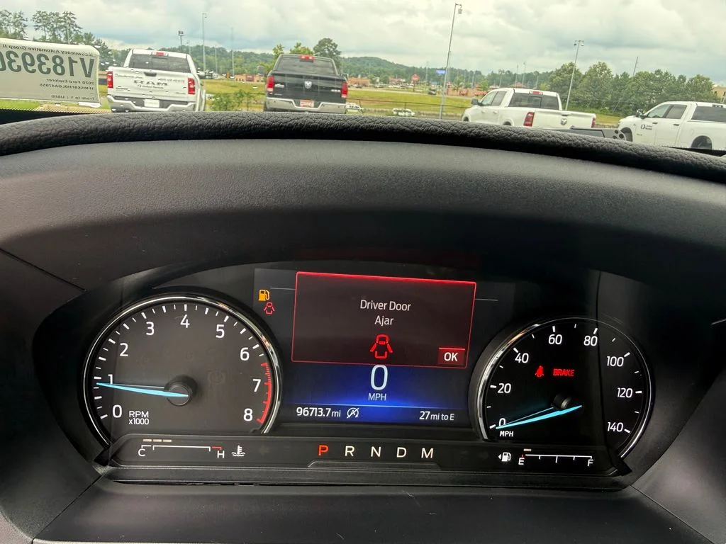 Used 2020 Red Ford Limited image 15