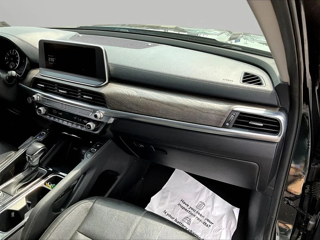 Used 2022 Black Kia EX image 26