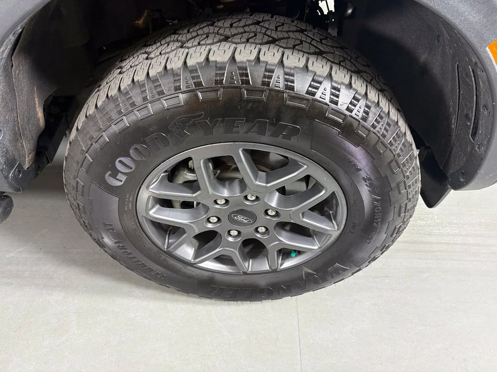 Used 2025 Gray Ford XLT image 10
