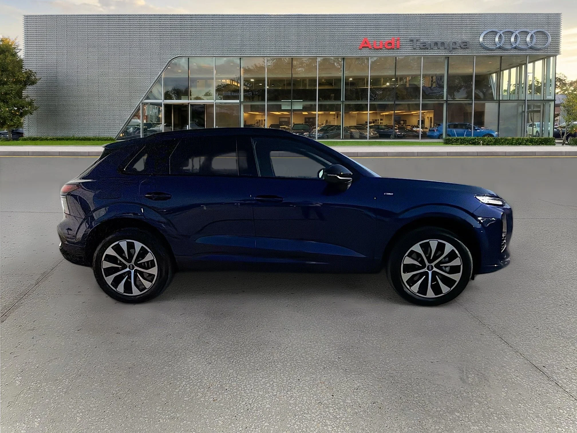 New 2026 Navarra Blue Metallic Audi S line image 2