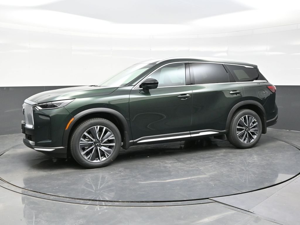 New 2026 Green INFINITI LUXE image 3