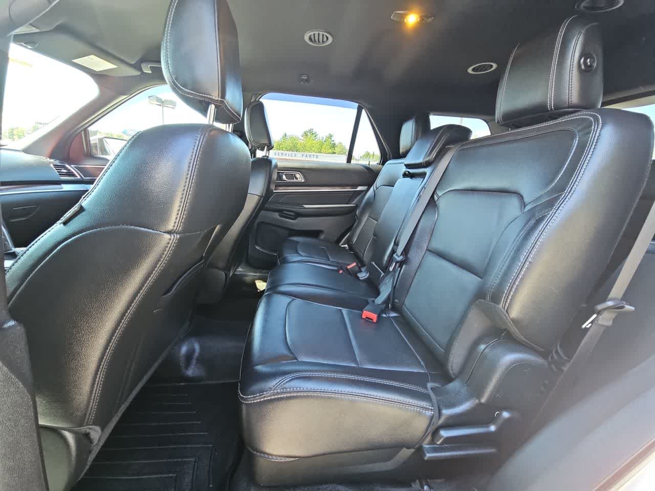Used 2018 Ingot Silver Ford Limited image 14