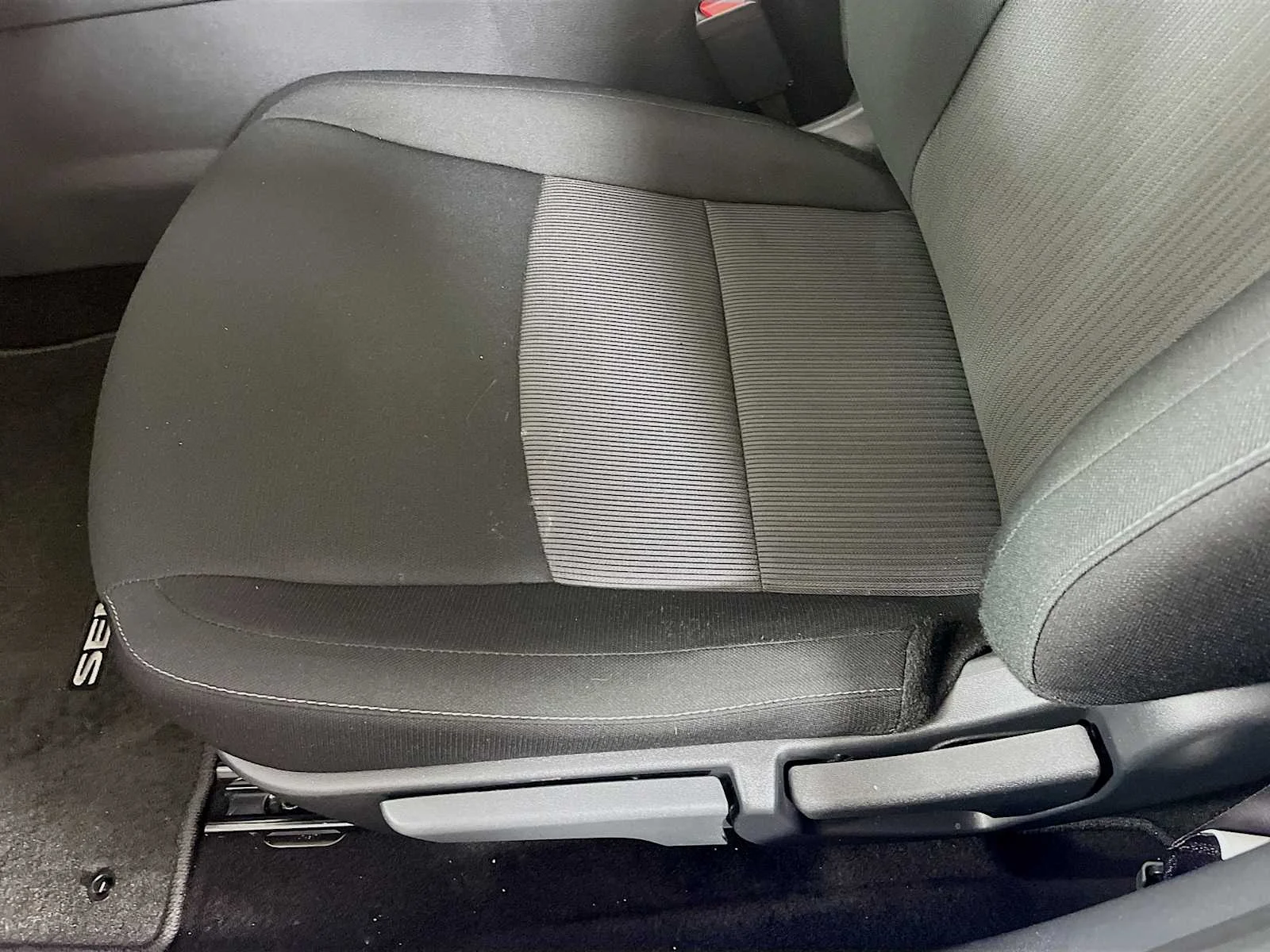 Certified Used 2025 Electric Blue Metallic Nissan SV image 16