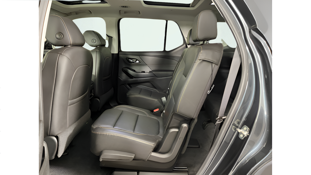 Used 2020 Graphite Metallic Chevrolet 3LT image 12