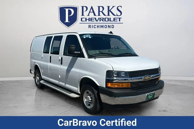 2024 Chevrolet Express 2500 Work Van HD's photo