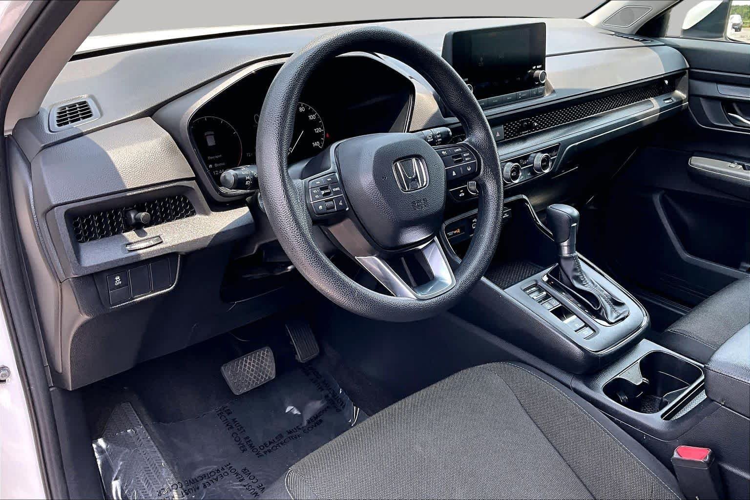 Used 2024 Platinum White Pearl Honda EX image 18