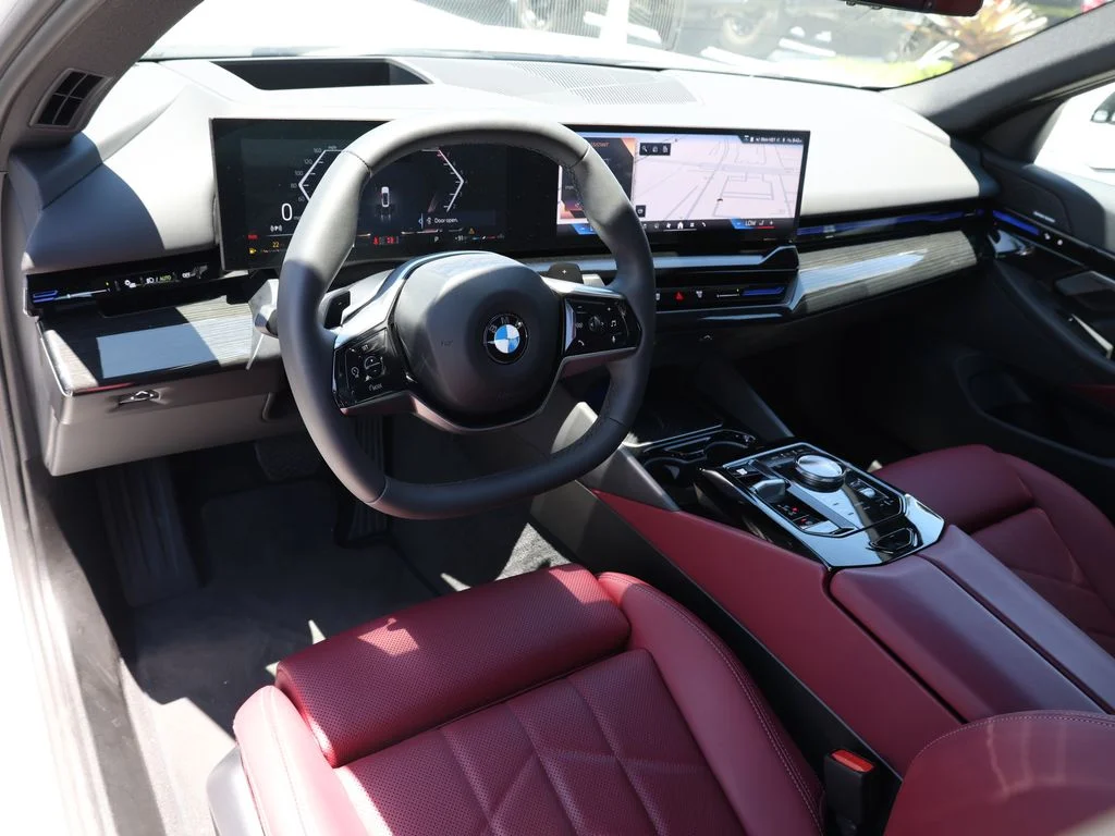 Used 2025 White BMW 530i image 16