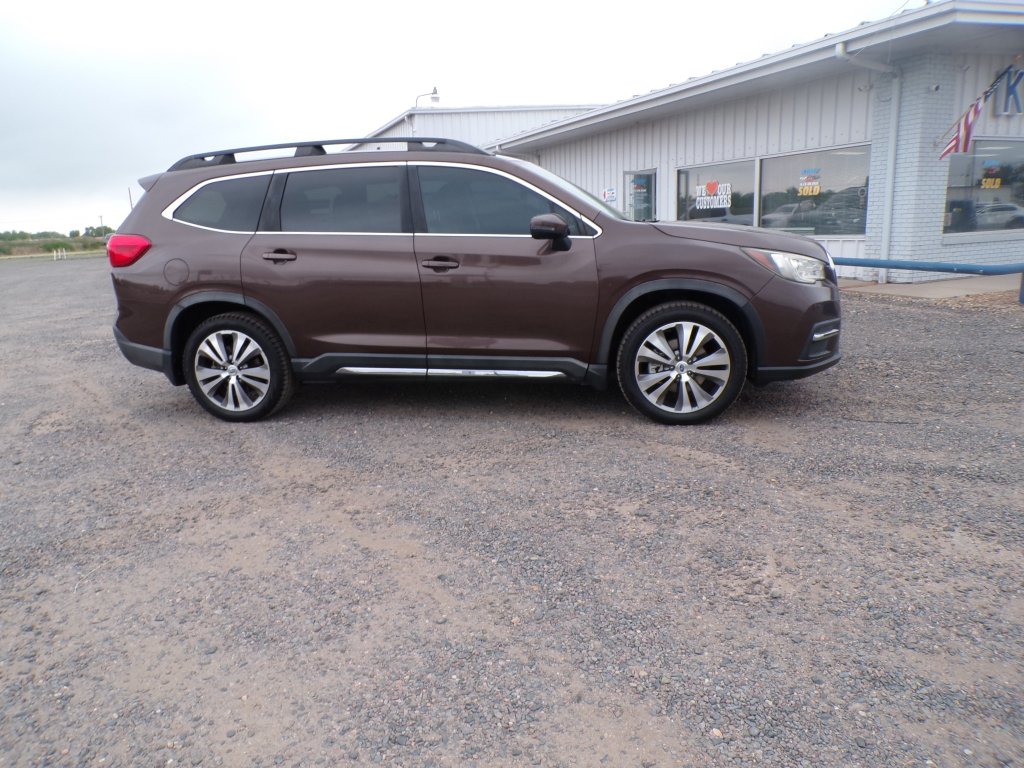 Used 2020 Cinnamon Brown Pearl Subaru Limited image 4