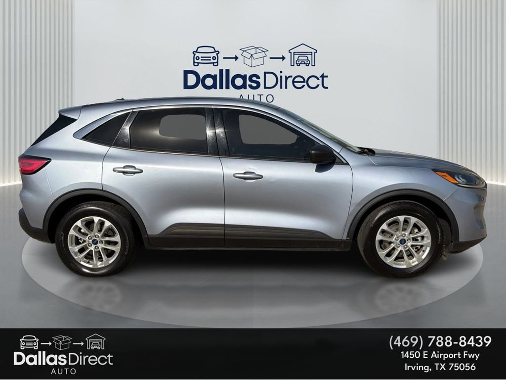 Used 2022 Iced Blue Silver Metallic Ford SE image 5