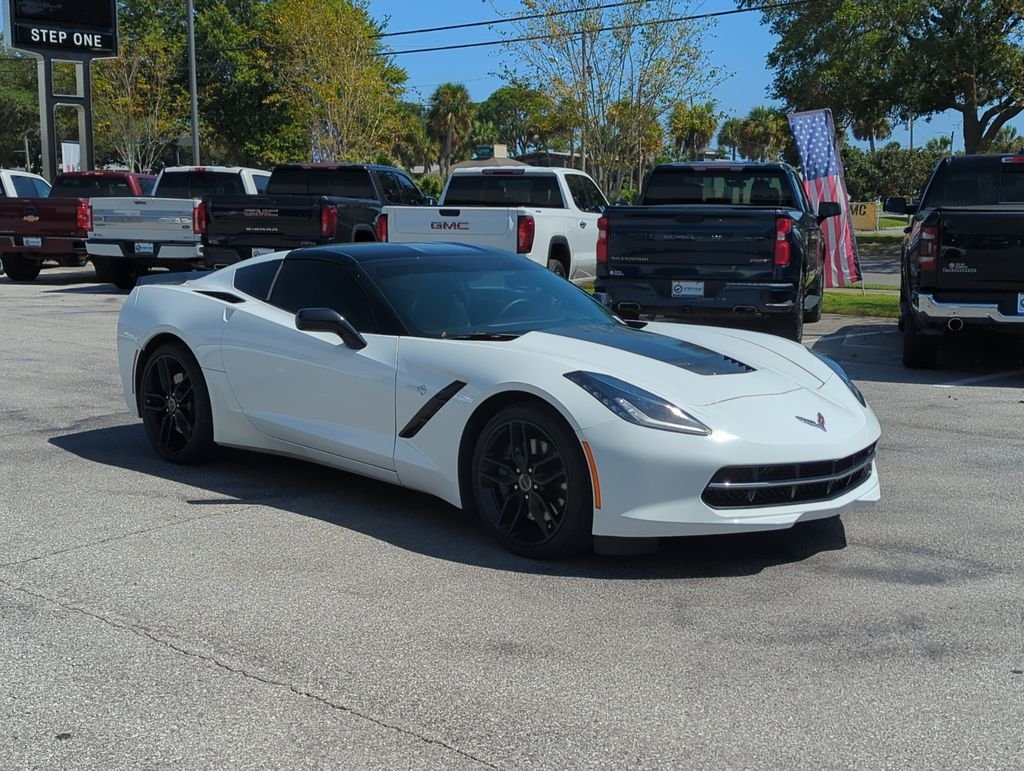 Used 2015 White Chevrolet Stingray Z51 image 8