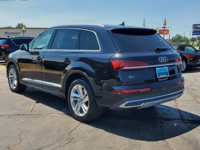Used 2023 Mythos Black Metallic Audi Premium Plus image 5