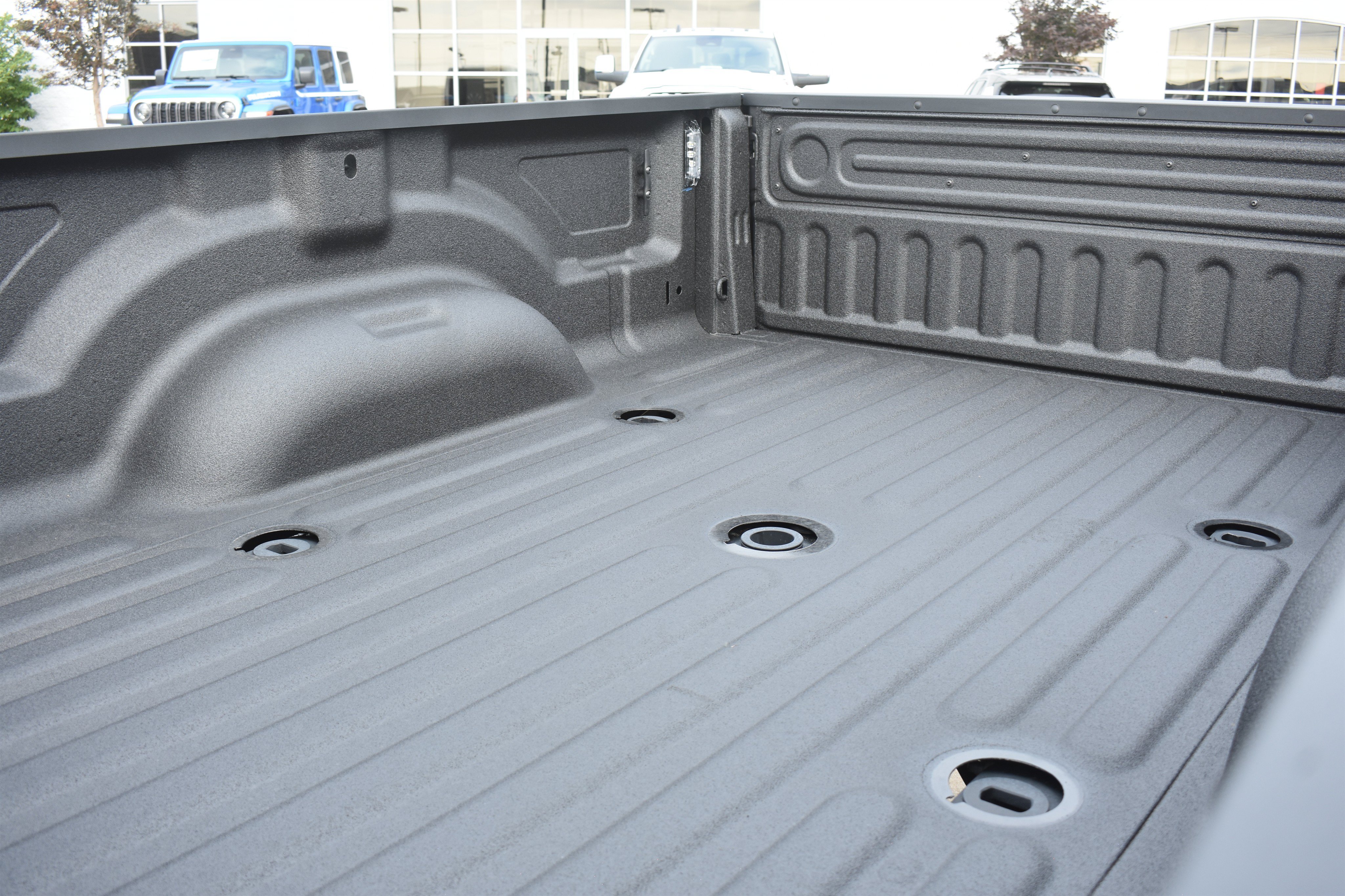 New 2026 Granite Crystal Metallic Clear-Coat Exterior Paint RAM Tradesman image 13