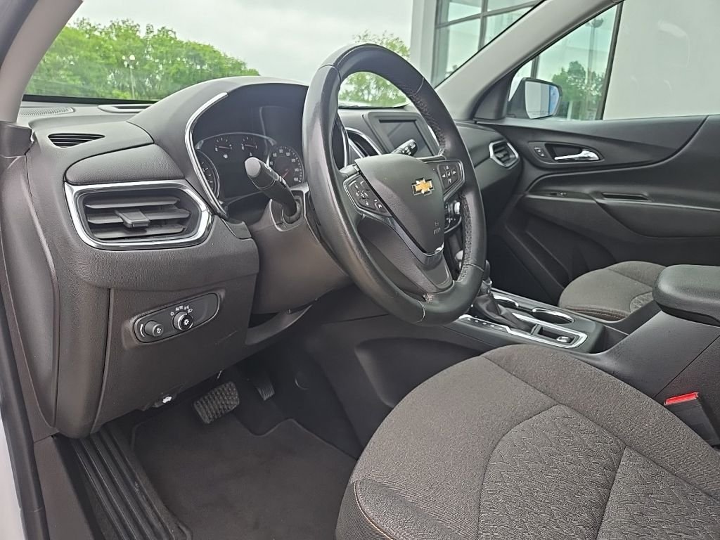 Used 2024 White Chevrolet LT image 39